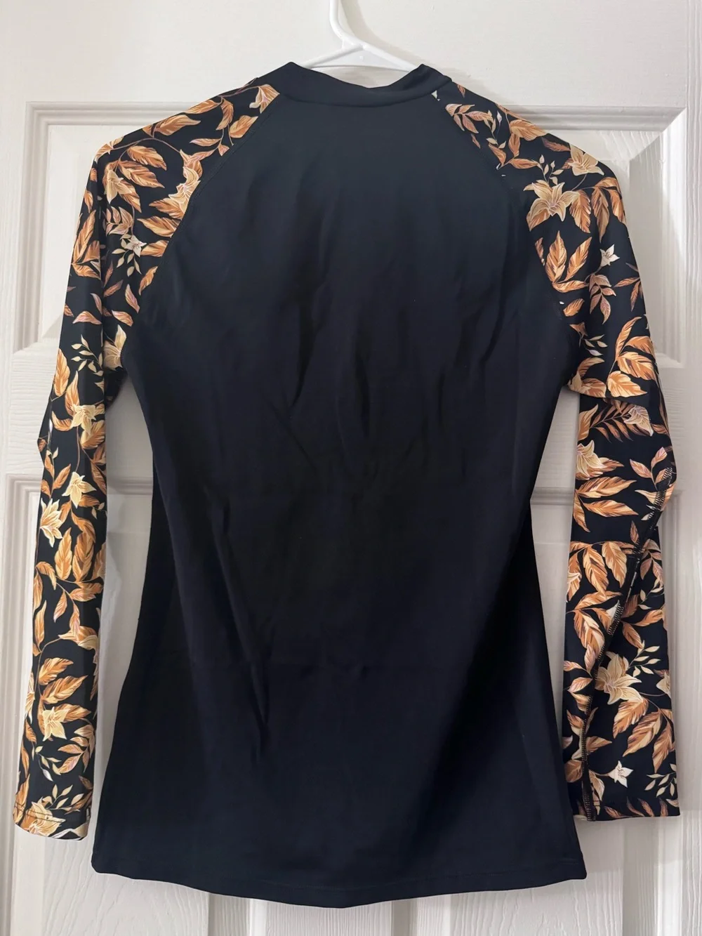 Rip Curl La Isla UPF 50+ Long Sleeve Rash Guard - Picture 4 of 5